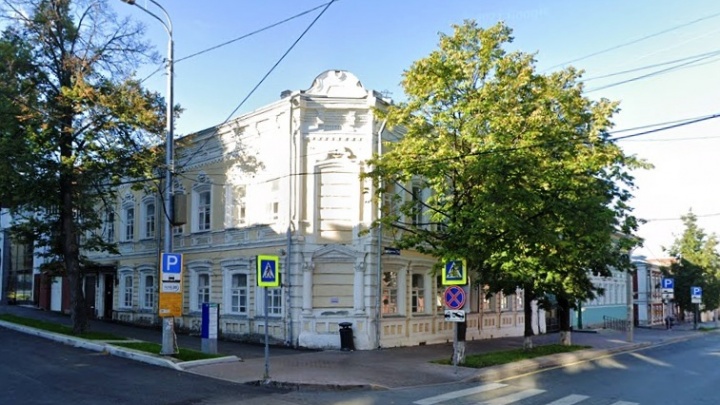 В центре Перми за шесть миллионов отреставрируют Доходный дом купца Кузнецкого