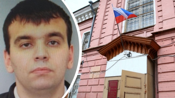 В Екатеринбурге вынесли приговор экс-полицейскому, который помогал сутенерам «решать проблемы»