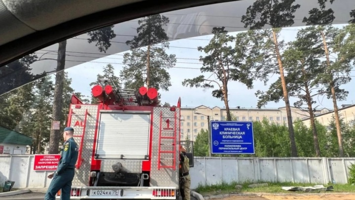 Взрывных устройств не обнаружили в больницах Читы после сообщения о минировании