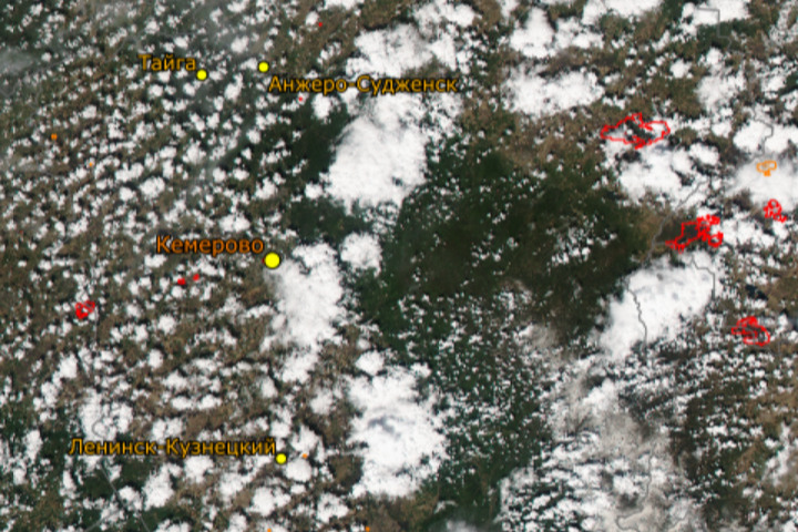 Так выглядит Кузбасс на снимках из космоса. Некоторые термические очаги закрывают облака
