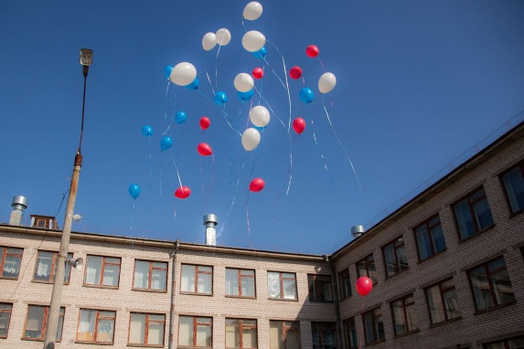 В Архангельске назвали новые даты школьных выпускных