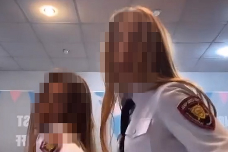Танцы в TikTok обернулись для девочек проблемами в колледже Танцы в TikTok обернулись для девочек проблемами в колледже