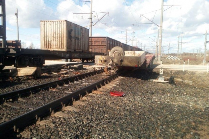 Причинами большинства происшествий на железной дороге становятся грубые нарушения правил дорожного движения водителями автотранспорта Причинами большинства происшествий на железной дороге становятся грубые нарушения правил дорожного движения водителями автотранспорта