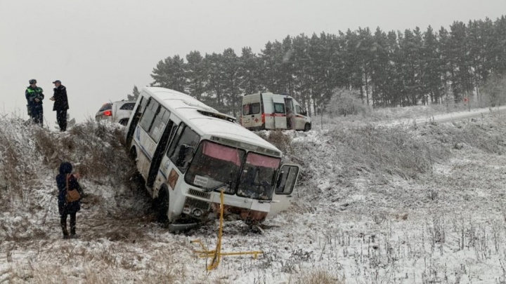 Еще один автобус попал в ДТП в Нижегородской области. За медицинской помощью обратились 6 пассажиров