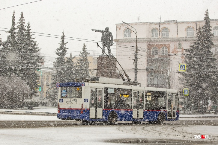 На смену снегопаду к середине следующей недели в Ярославль придет морозная солнечная погода