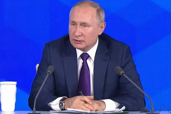 Путин ответил на вопрос журналистки из Уфы Путин ответил на вопрос журналистки из Уфы