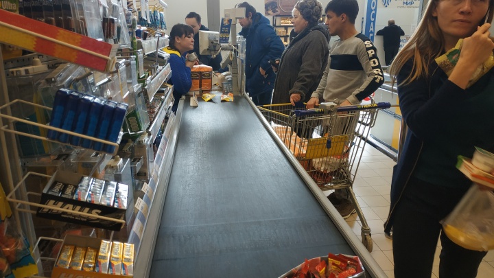 В Башкирии станет жестче: ограничительные меры для невакцинированных теперь будут действовать и в крупных магазинах