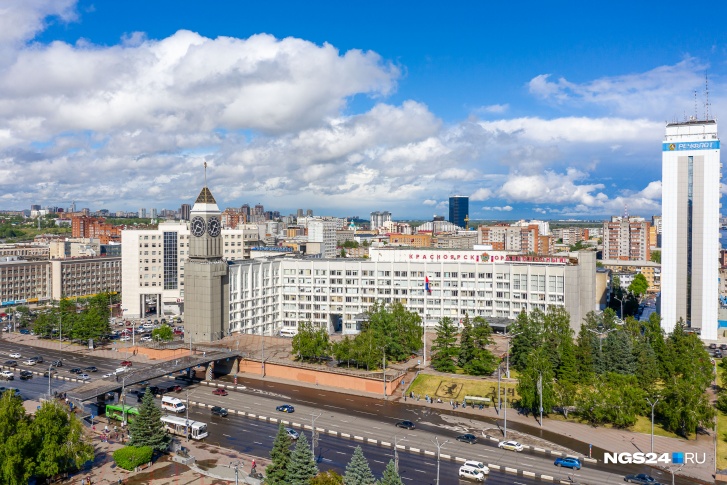 Конец июля и начало августа оказались богатыми на кадровые перестановки в мэрии Конец июля и начало августа оказались богатыми на кадровые перестановки в мэрии