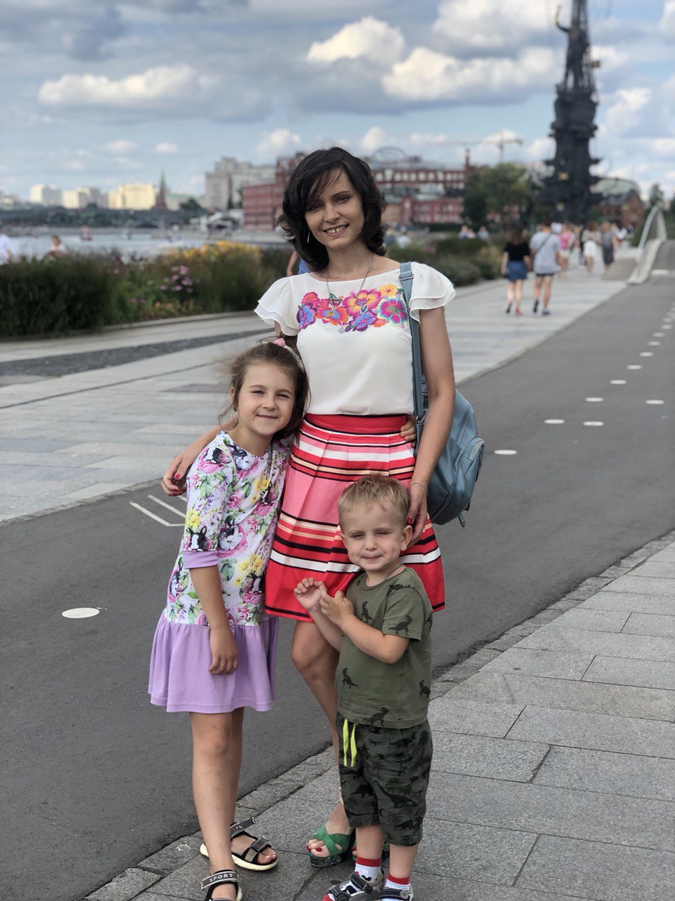 Наша героиня — счастливая мама мальчика и девочки. Но когда дети были маленькими, найти время на свое здоровье было почти невозможно Наша героиня — счастливая мама мальчика и девочки. Но когда дети были маленькими, найти время на свое здоровье было почти невозможно