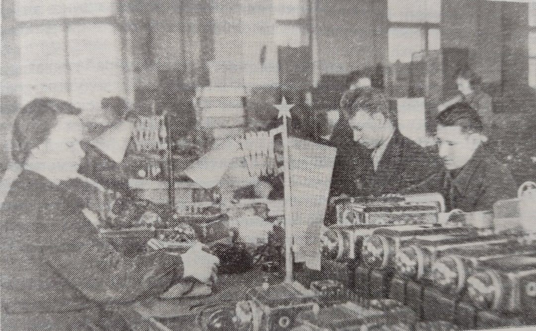 Так выглядели рабочие места на заводе в 1952 году