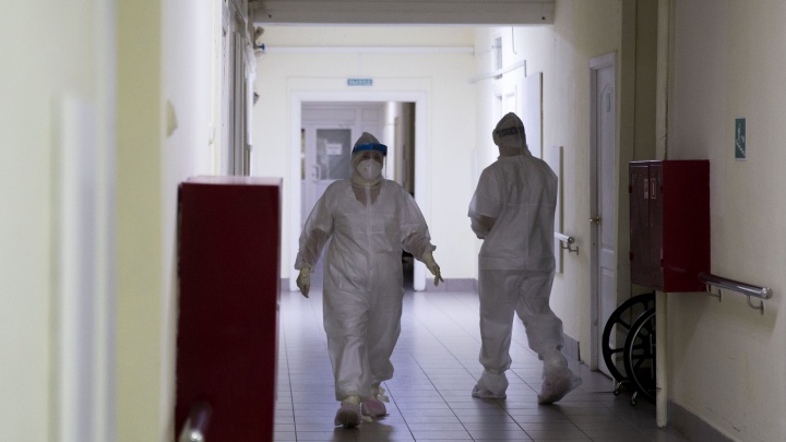 Острый дефицит врачей: в Ярославской области медикам готовы платить выше средней зарплаты в стране