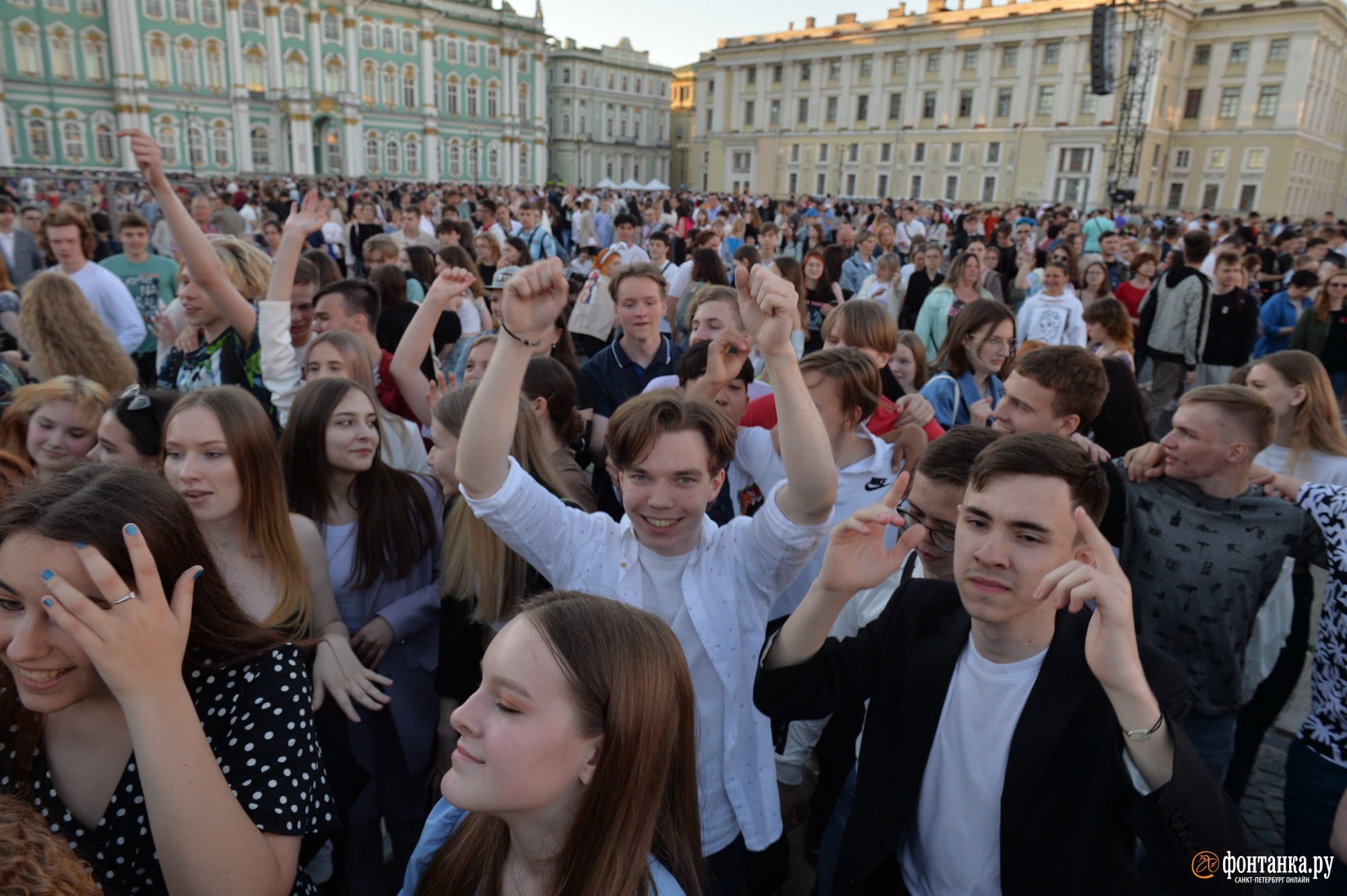 Питер после 11. Алые паруса 2022 в Санкт-Петербурге концерт. Алые паруса 2022 концерт. Выпускной Алые паруса 2022 в Санкт-Петербурге. Праздник выпускников СПБ.