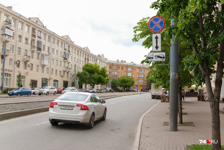 Всего на улице Цвиллинга модернизировали 12 остановок общественного транспорта Всего на улице Цвиллинга модернизировали 12 остановок общественного транспорта