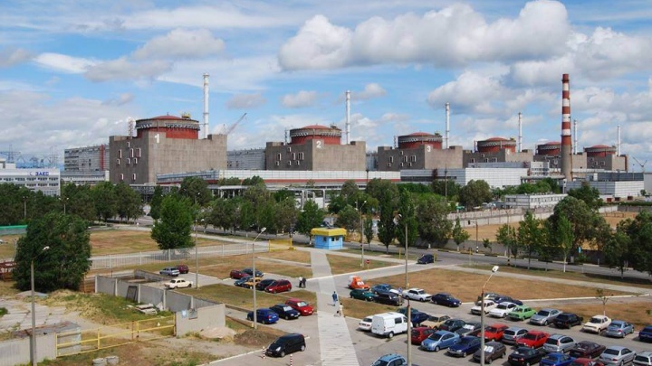 Повторится Чернобыль или Фукусима? Физик-ядерщик объяснил, чем грозят нам обстрелы Запорожской АЭС