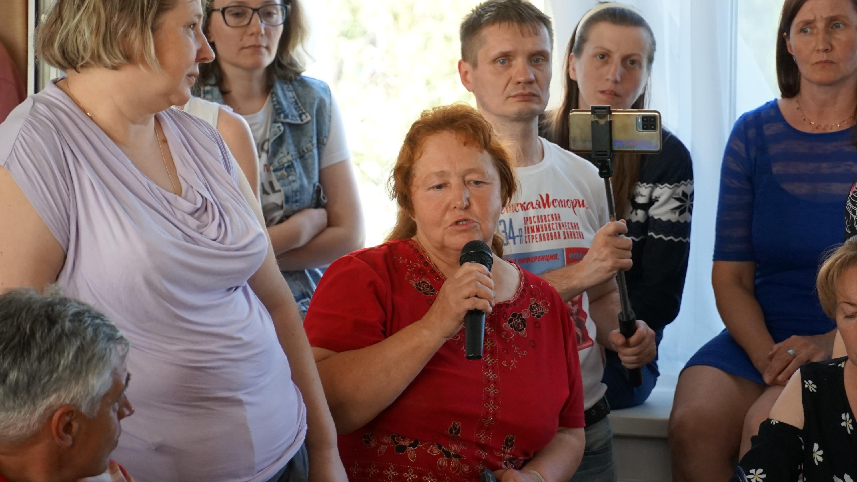 Жительница Ярославля спросила, почему мэрия не выкупила землю под стадионом Жительница Ярославля спросила, почему мэрия не выкупила землю под стадионом