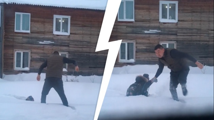 Из снега торчала только голова: в Ханты-Мансийске таксист вытащил ребенка из сугроба