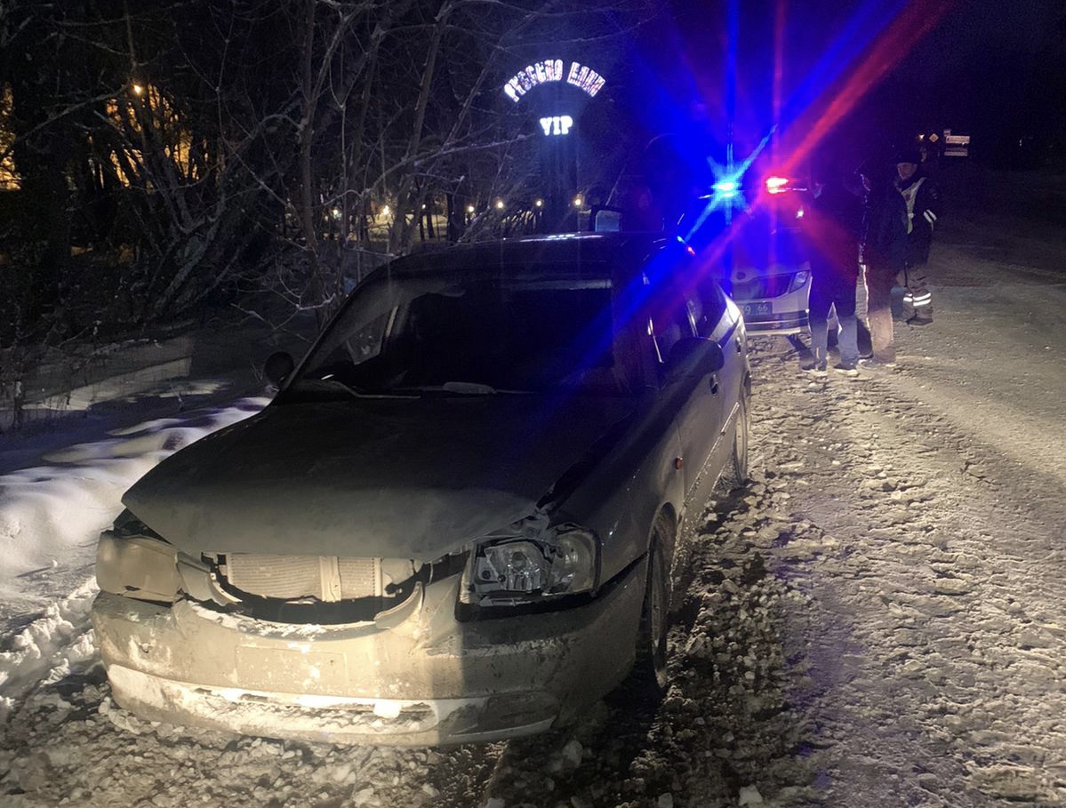 В Екатеринбурге пассажир угнал машину такси, в которой ехал