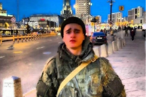 Жители Балахны простились с погибшим на Украине 21-летним Ильей Торгашовым