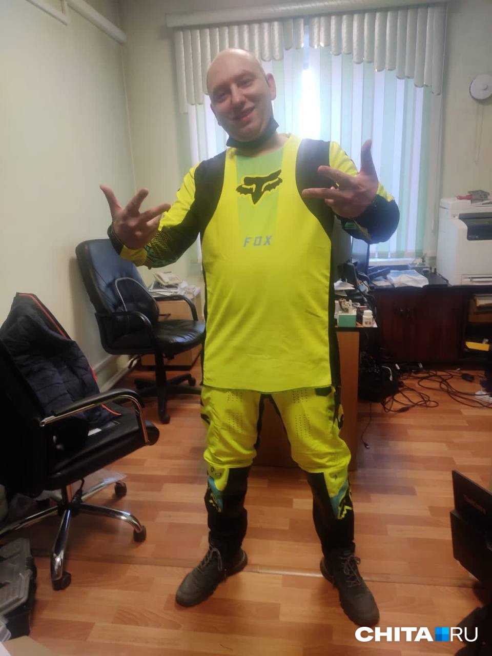 Поиски Романа продолжаются, его <a href="https://www.chita.ru/text/society/2022/07/05/71462612/" class="_ io-leave-page" target="_blank">яркая экипировка</a> может стать маячком, который выведет на его след Поиски Романа продолжаются, его <a href="https://www.chita.ru/text/society/2022/07/05/71462612/" class="_ io-leave-page" target="_blank">яркая экипировка</a> может стать маячком, который выведет на его след