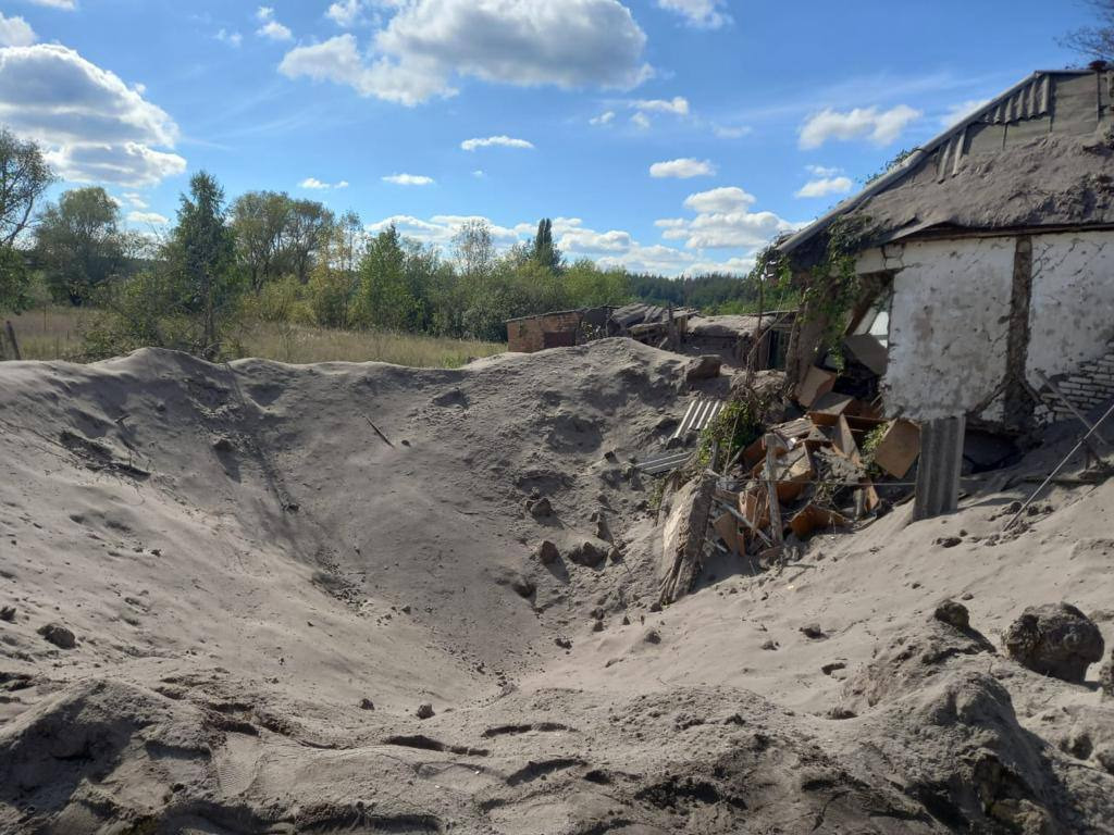 Гигантская воронка. Губернатор Белгородской области сообщил об обстреле села  Двулучное | 22.09.2022 | Санкт-Петербург - БезФормата