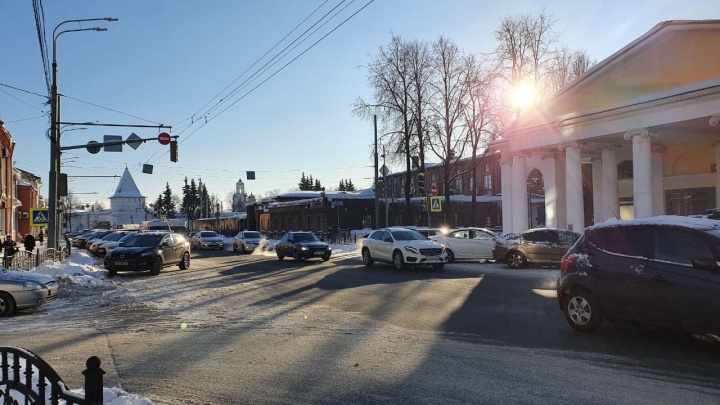 Выделенная полоса и камеры: в Ярославле капитально переделают центральную улицу с большим трафиком