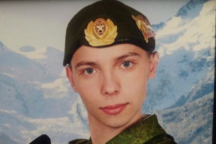 Роману было 19 лет Роману было 19 лет