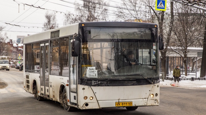 Два автобуса отменят, три добавят, четырем изменят маршрут: в Ярославле опять перекроят транспортную схему
