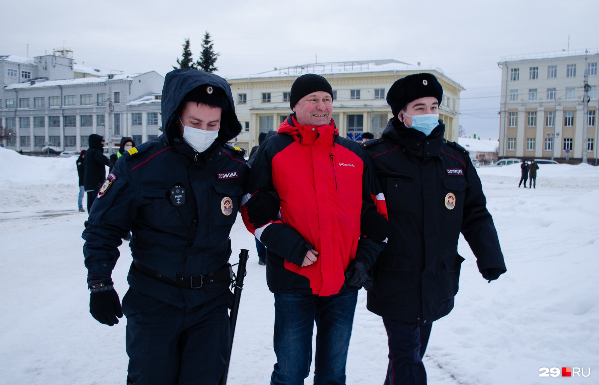 Вскоре начались задержания Вскоре начались задержания