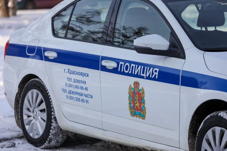 Девушку успели задержать Девушку успели задержать