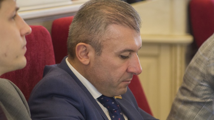 Петросян прокомментировал коррупцию в издательском доме, который живет на деньги правительства