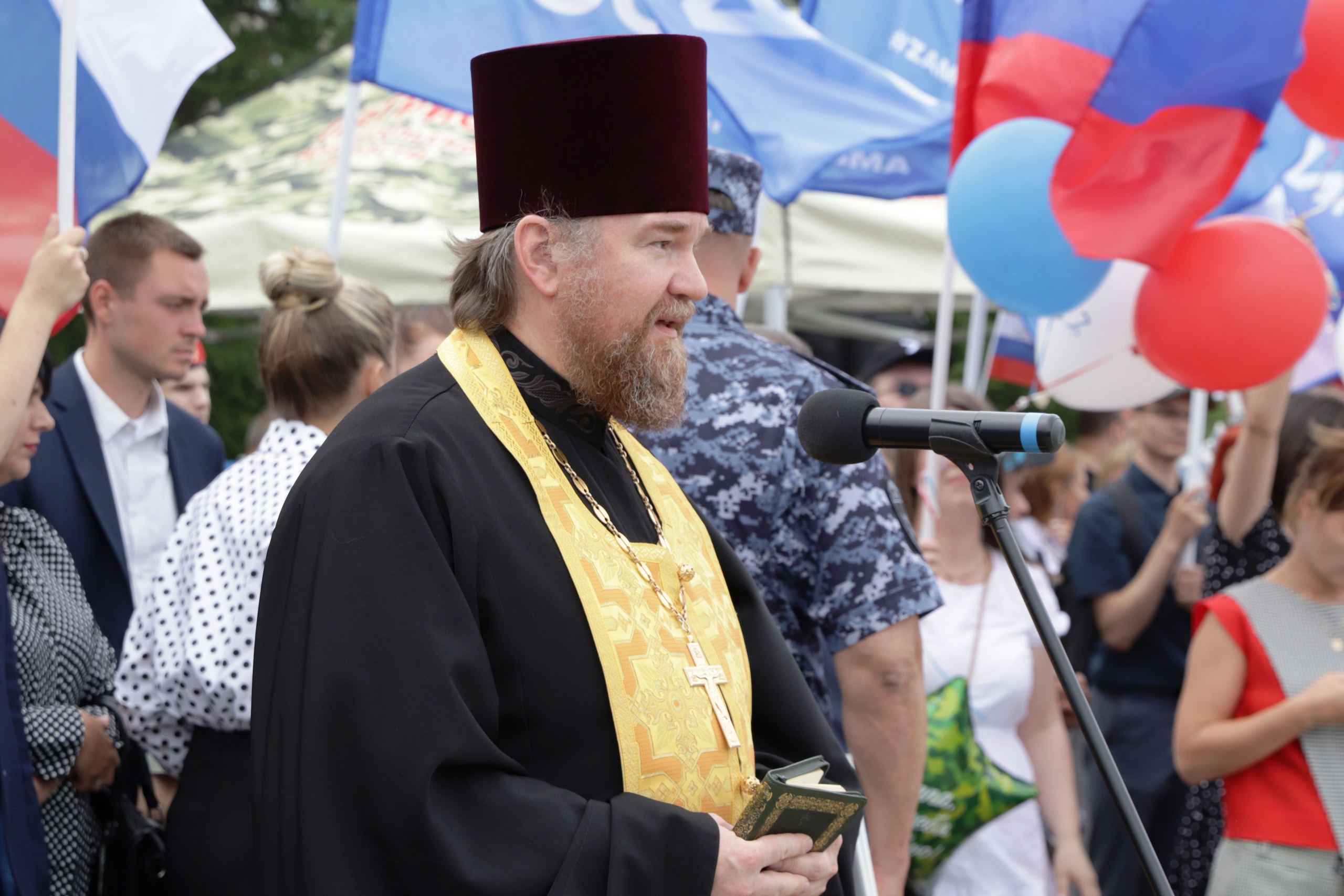 А протоиерей Валерий Суворов совершил молебен А протоиерей Валерий Суворов совершил молебен