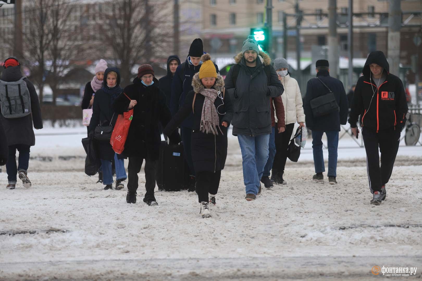 Взгляд ру новости. Городские жители. Горожане. Дворники СПБ люди. Новости СПБ.