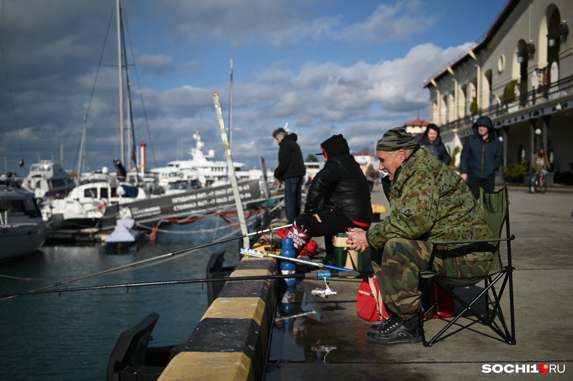 Возможно, в Сочи научились выращивать форель в море, но подпольно Возможно, в Сочи научились выращивать форель в море, но подпольно