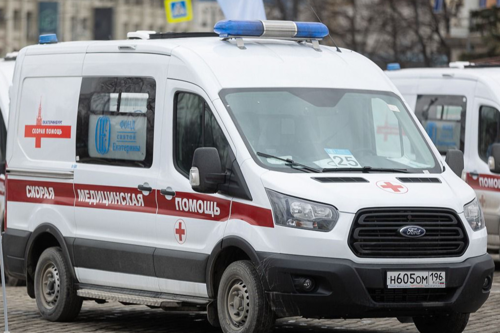 Из-за роста заболеваемости ковидом для скорой Екатеринбурга купили новые машины