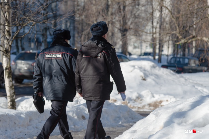 Школьника нашли на одной из остановок общественного транспорта в поселке Ягуновском Школьника нашли на одной из остановок общественного транспорта в поселке Ягуновском