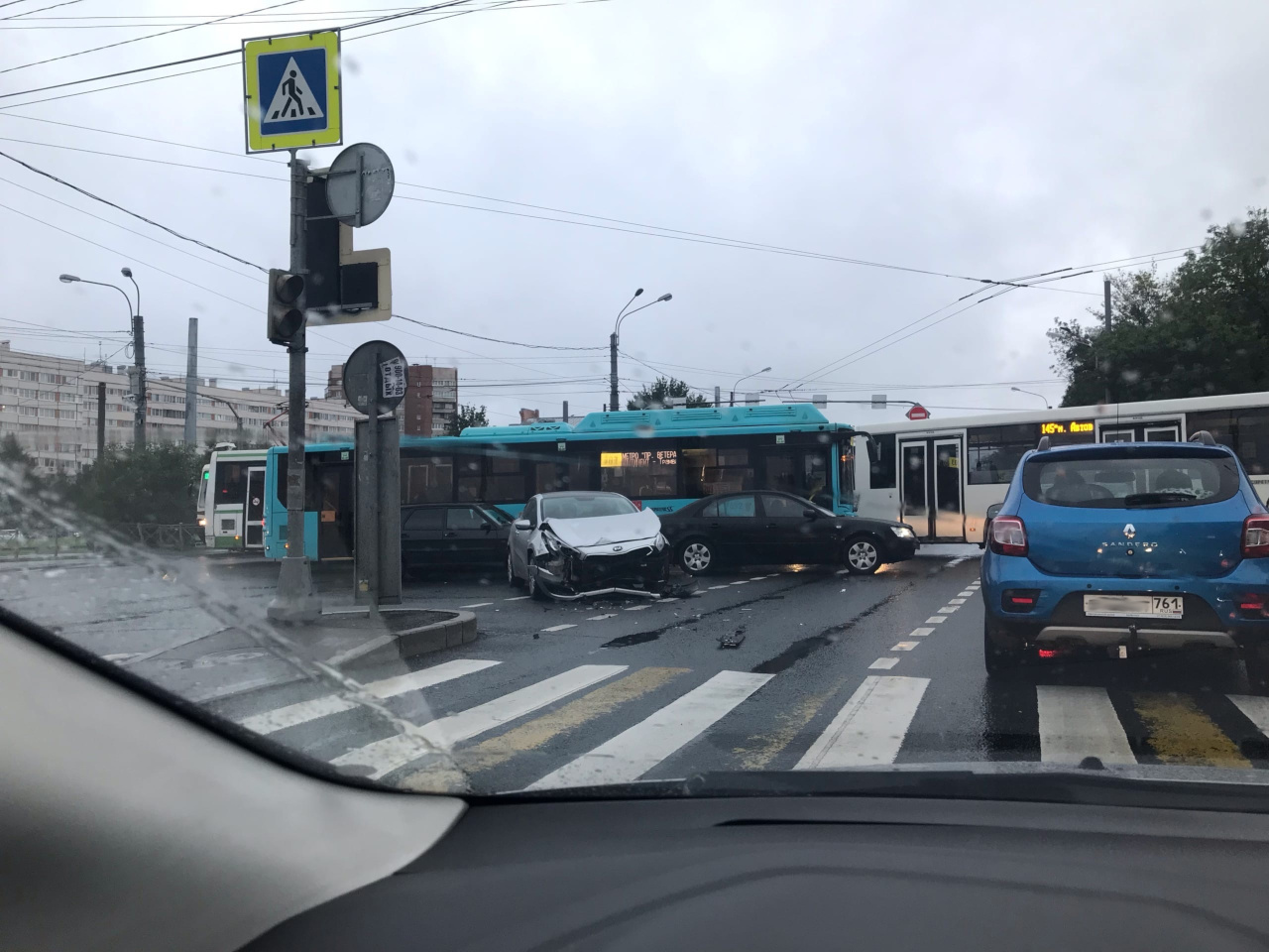 Покажи аварию в питере. ДТП И ЧП Санкт-Петербург с автобусом. Питерские пробки.