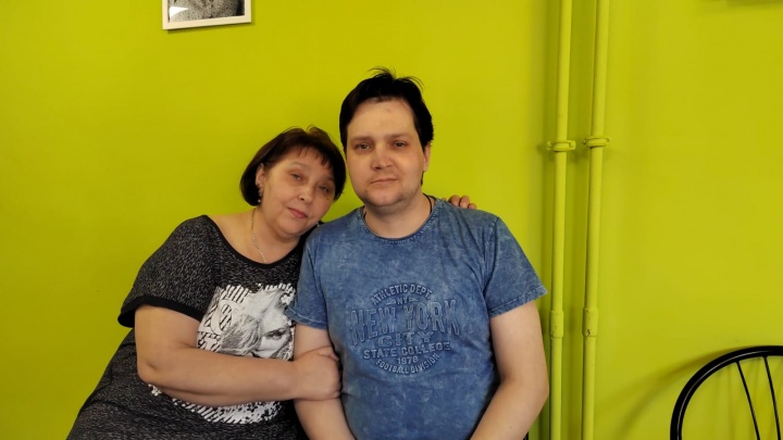 Мать с больным раком сыном из Донбасса две недели не могут найти квартиру в Ростове