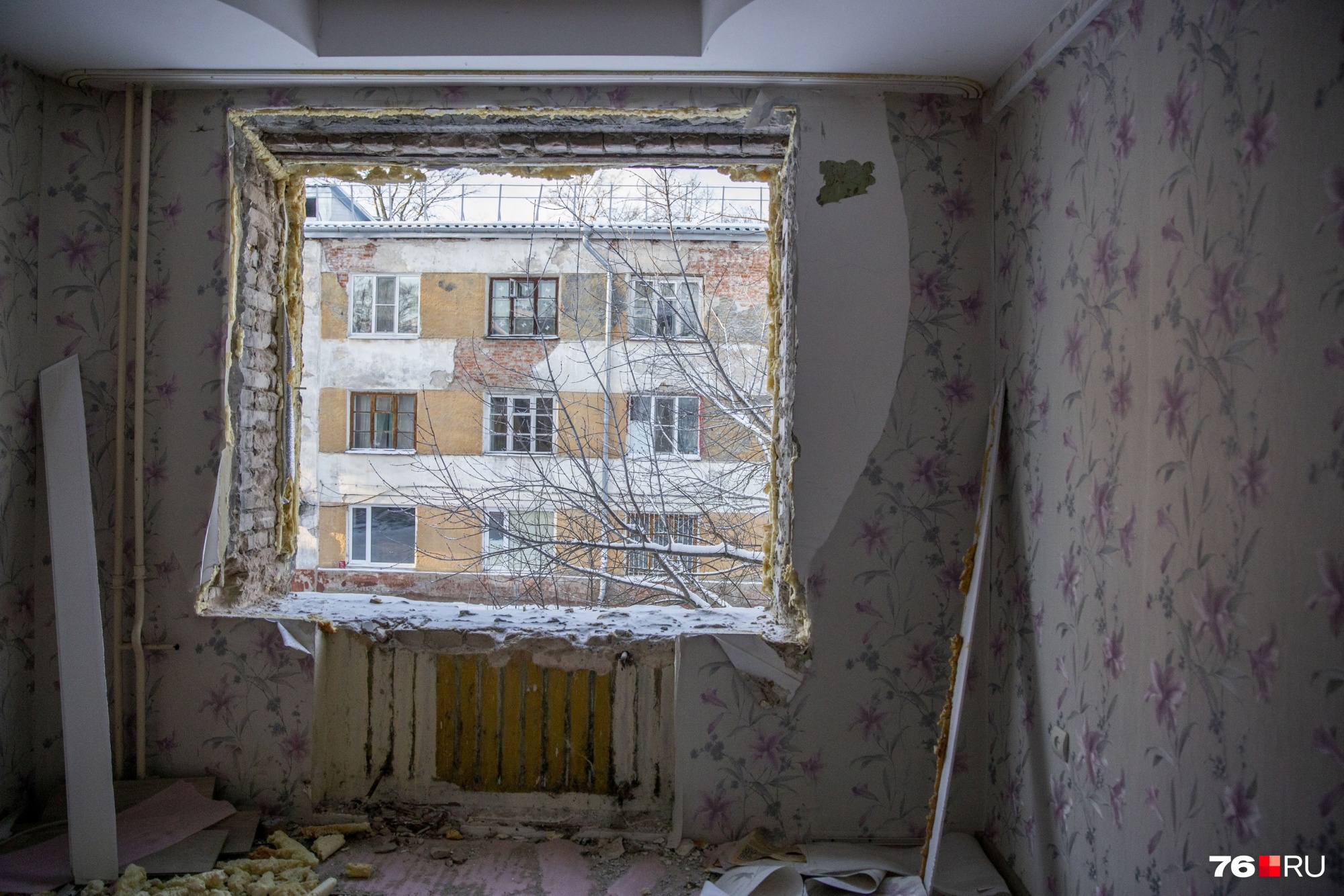 Окон и батарей нет Окон и батарей нет
