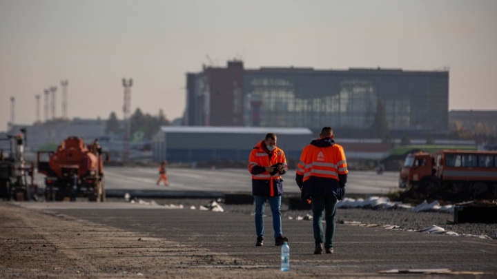 Аэропорт Толмачево опроверг остановку реконструкции полосы — ранее об этом заявил «Новосибирскавтодор»