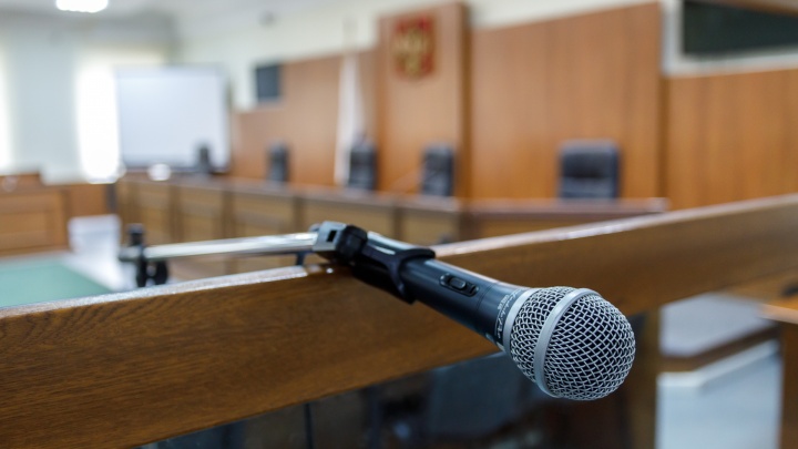 В Волгограде срочно ищут певцов среди судей и прокуроров