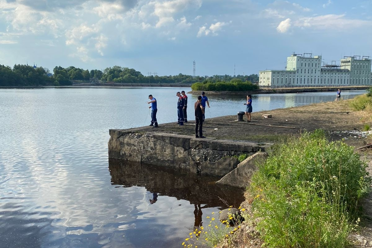 Подросток утонул в реке под Петербургом. Он плавал вне зоны патрулирования спасателей
