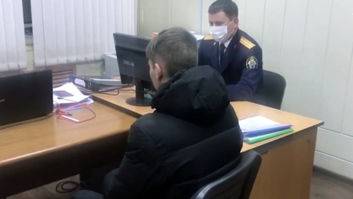 Красноярские школьники-лжеминеры были причастны к эвакуациям еще в декабре. Следователи впервые дали комментарий