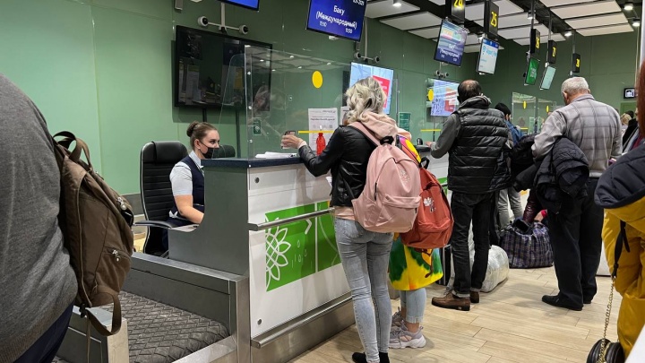 Аэропорт Краснодара закрыли из-за непогоды