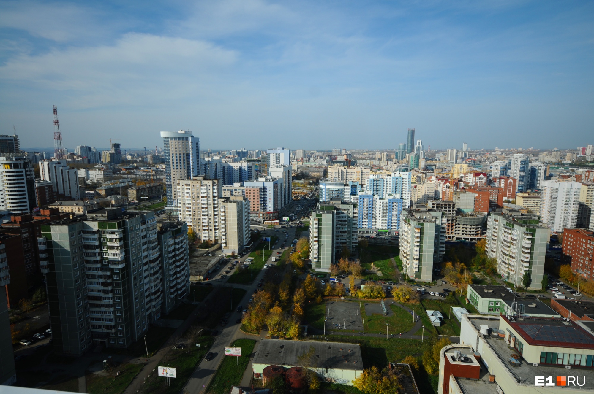 Из десяти крупнейших застройщиков Екатеринбурга больше всего квартир продали «Атомстройкомплекс», «Кортрос» и ЛСР
