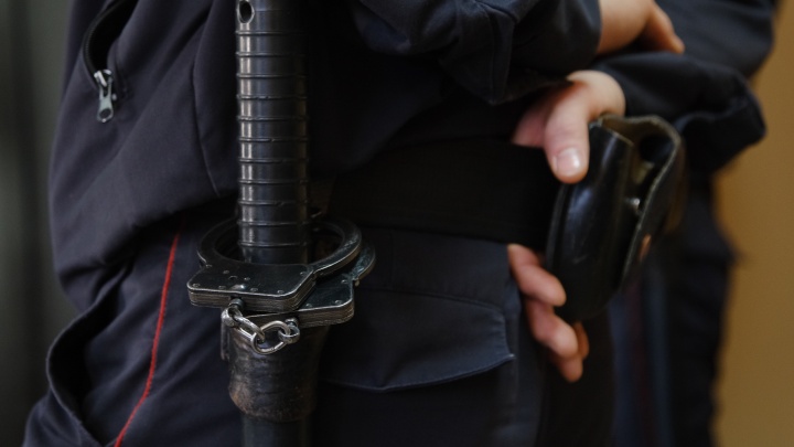 На троих полицейских в Сочи завели уголовное дело