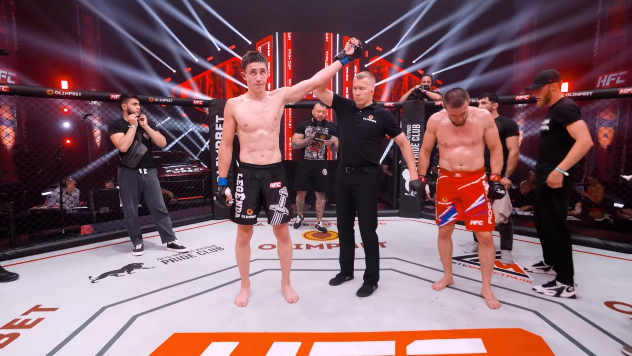 Забайкалец победил мастера спорта по самбо в Hardcore MMA