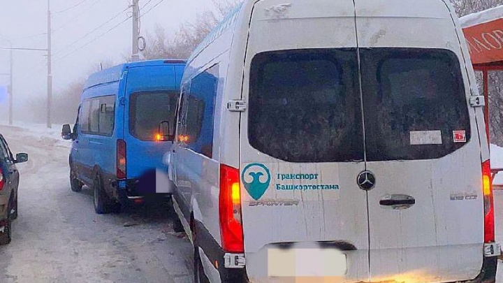 В Уфе столкнулись два пассажирских автобуса