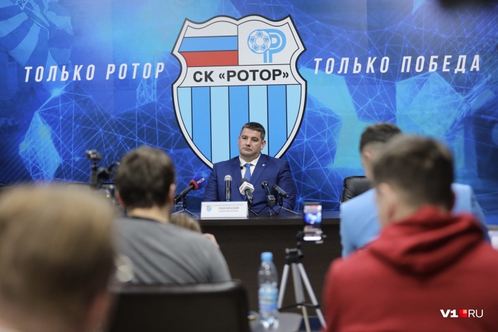 Андрей Рекечинский заявил, что намерен доработать до конца сезона