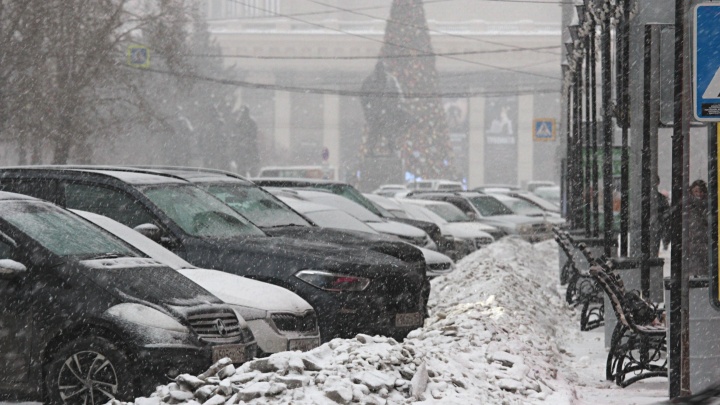 Новосибирск накрыло метелью: рассказываем, когда погода изменится и в городе будет -25 градусов