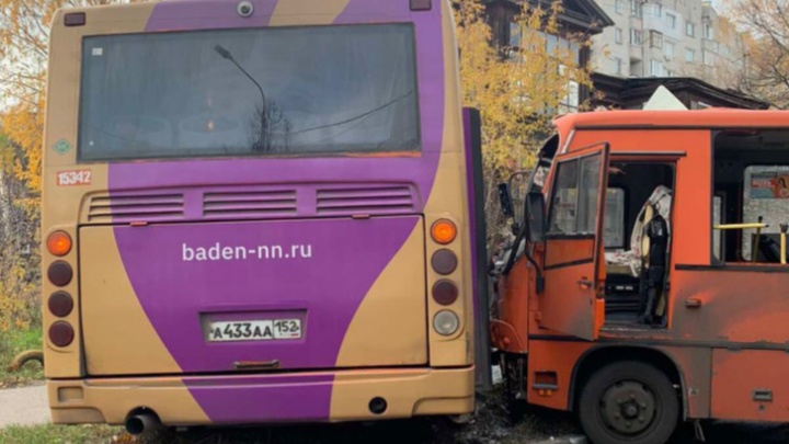 Водителя «Газели», устроившего смертельную аварию с двумя автобусами на улице Мирошникова, осудили на год